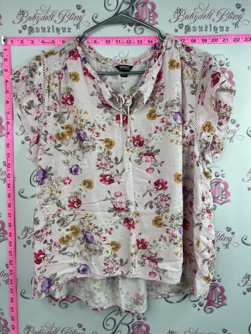 Buffalo David Bitton tshirt tie up Pink Floral Tie-Front Blouse